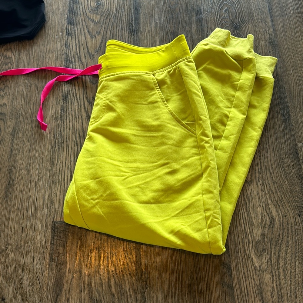 Figs Zamora joggers